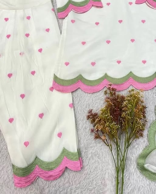 Melvion 3pc Embroidered Dress (Farshi Shalwar)
